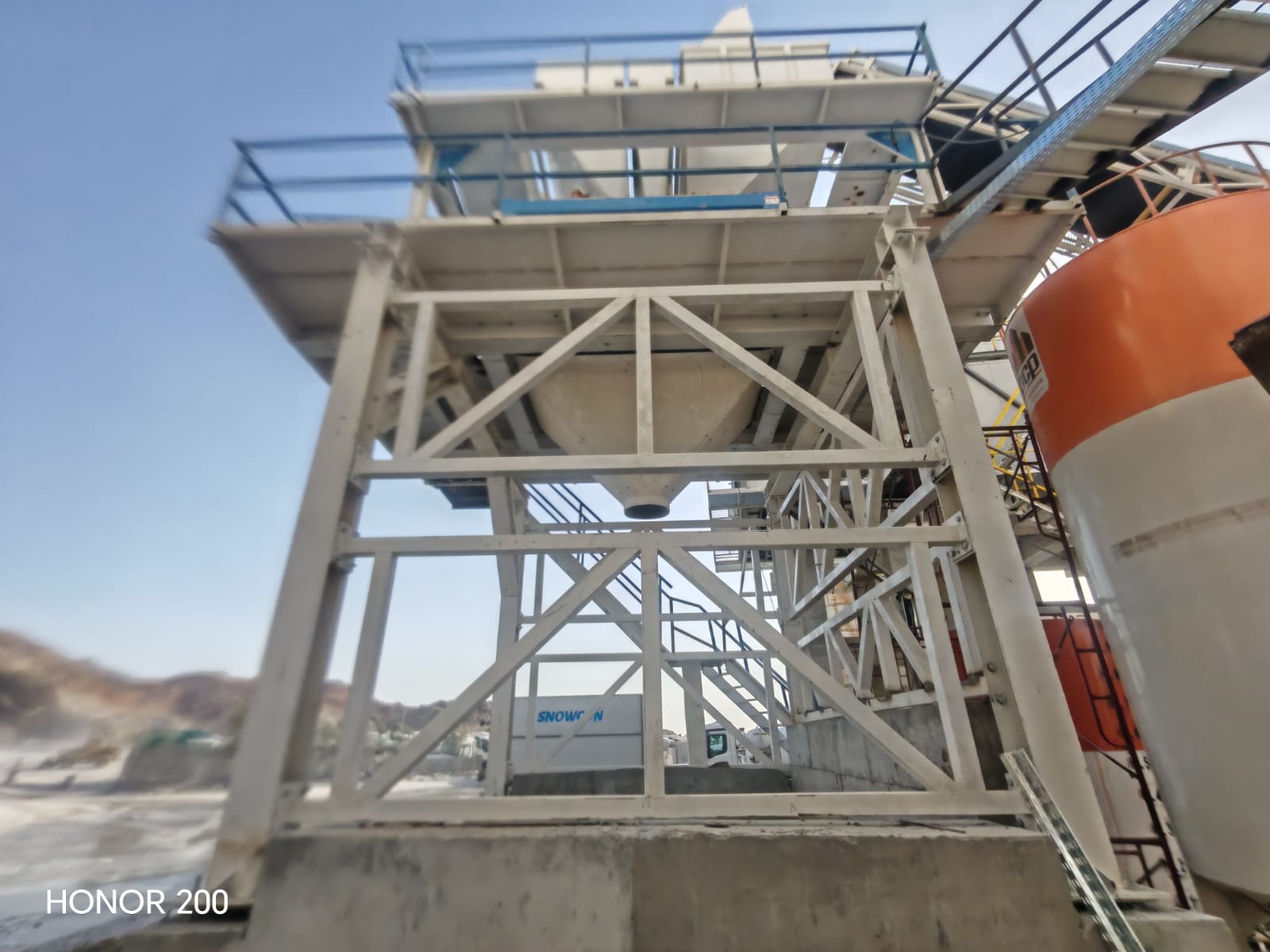 Batching plant structural and mechanical installation